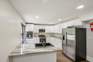 Ebbetts Dr-S1408-011.jpg