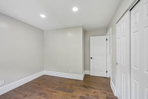 Ebbetts Dr-S1408-034.jpg