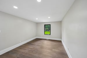 Ebbetts Dr-S1408-042.jpg