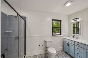 Ebbetts Dr-S1408-043.jpg