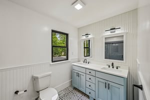 Ebbetts Dr-S1408-044.jpg