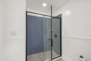 Ebbetts Dr-S1408-045.jpg