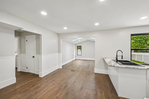 Ebbetts Dr-S1408-056.jpg