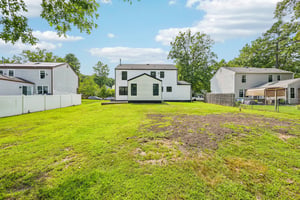 Ebbetts Dr-S1408-062.jpg