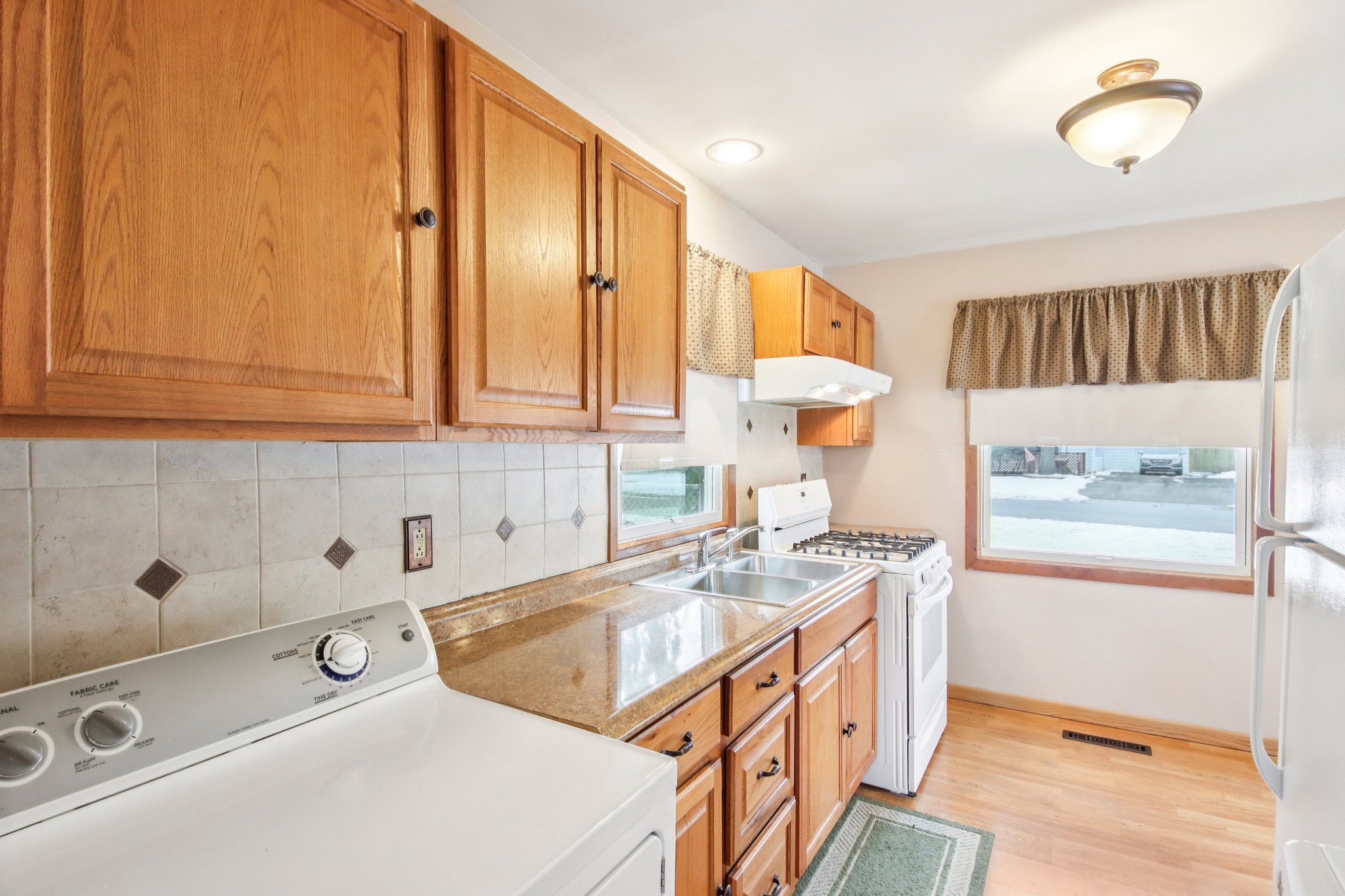 Fairway Rd-S0602-010.jpg