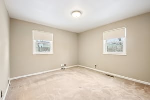 Fairway Rd-S0602-015.jpg