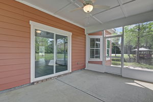 Screened-in Porch