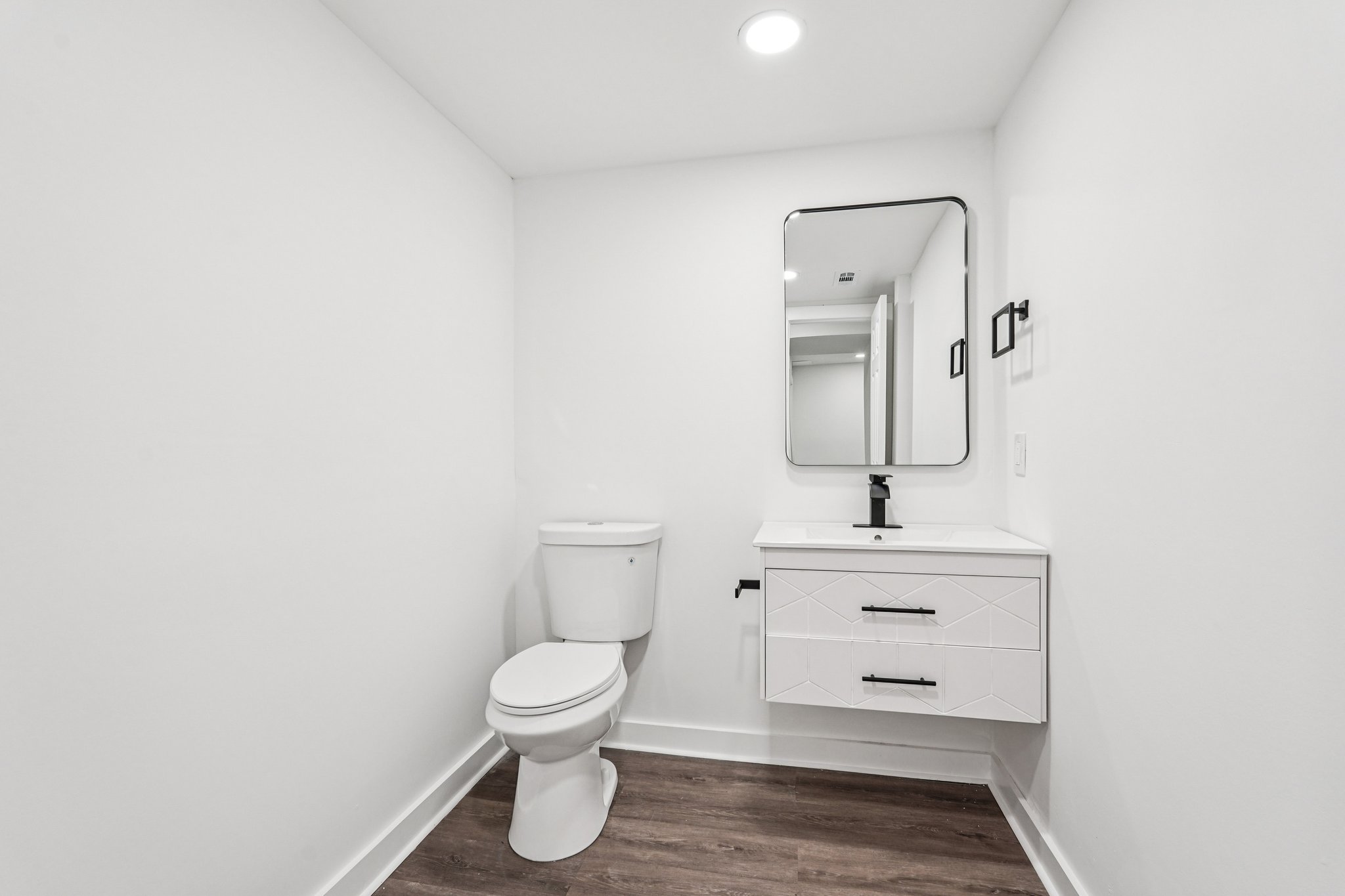 Kelso Dr SW-L0305-047.jpg