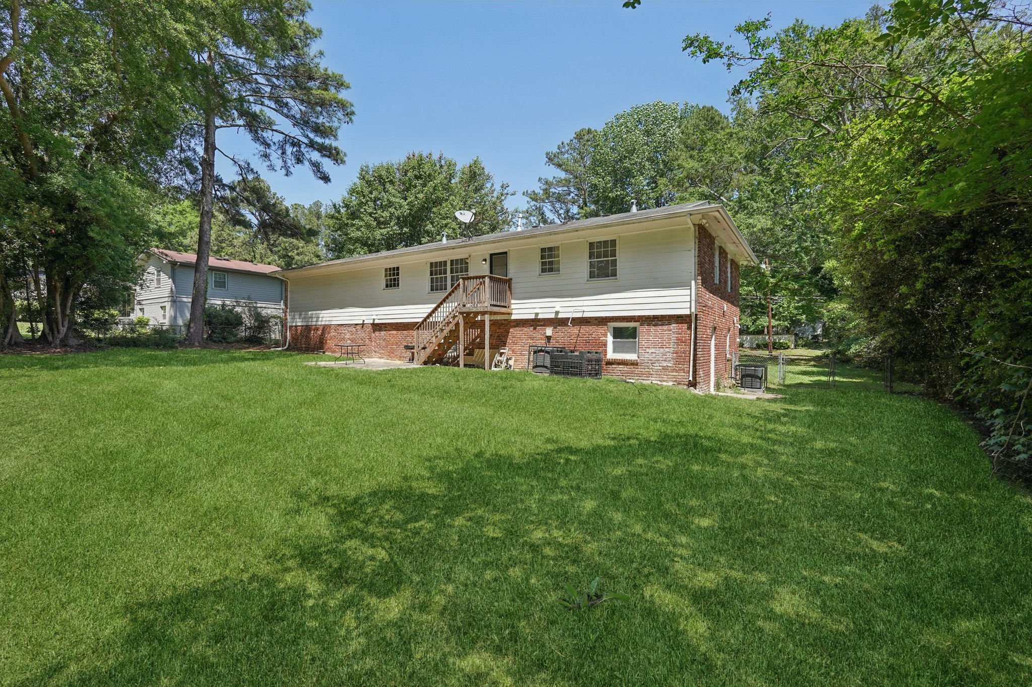 Kelso Dr SW-L0305-051.jpg