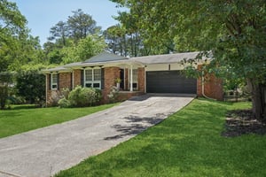 Kelso Dr SW-L0305-003.jpg