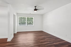 Kelso Dr SW-L0305-008.jpg