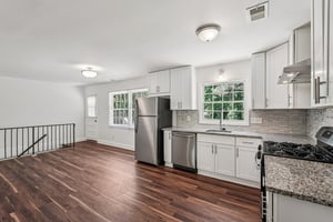 Kelso Dr SW-L0305-019.jpg
