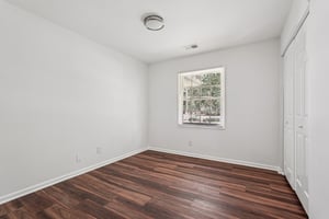 Kelso Dr SW-L0305-023.jpg
