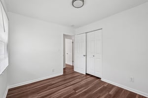 Kelso Dr SW-L0305-026.jpg