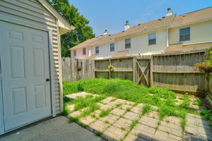  Photo 24