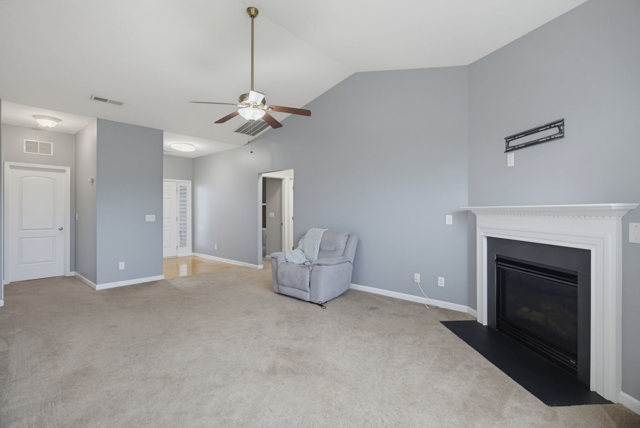 119 Maryland Dr-9