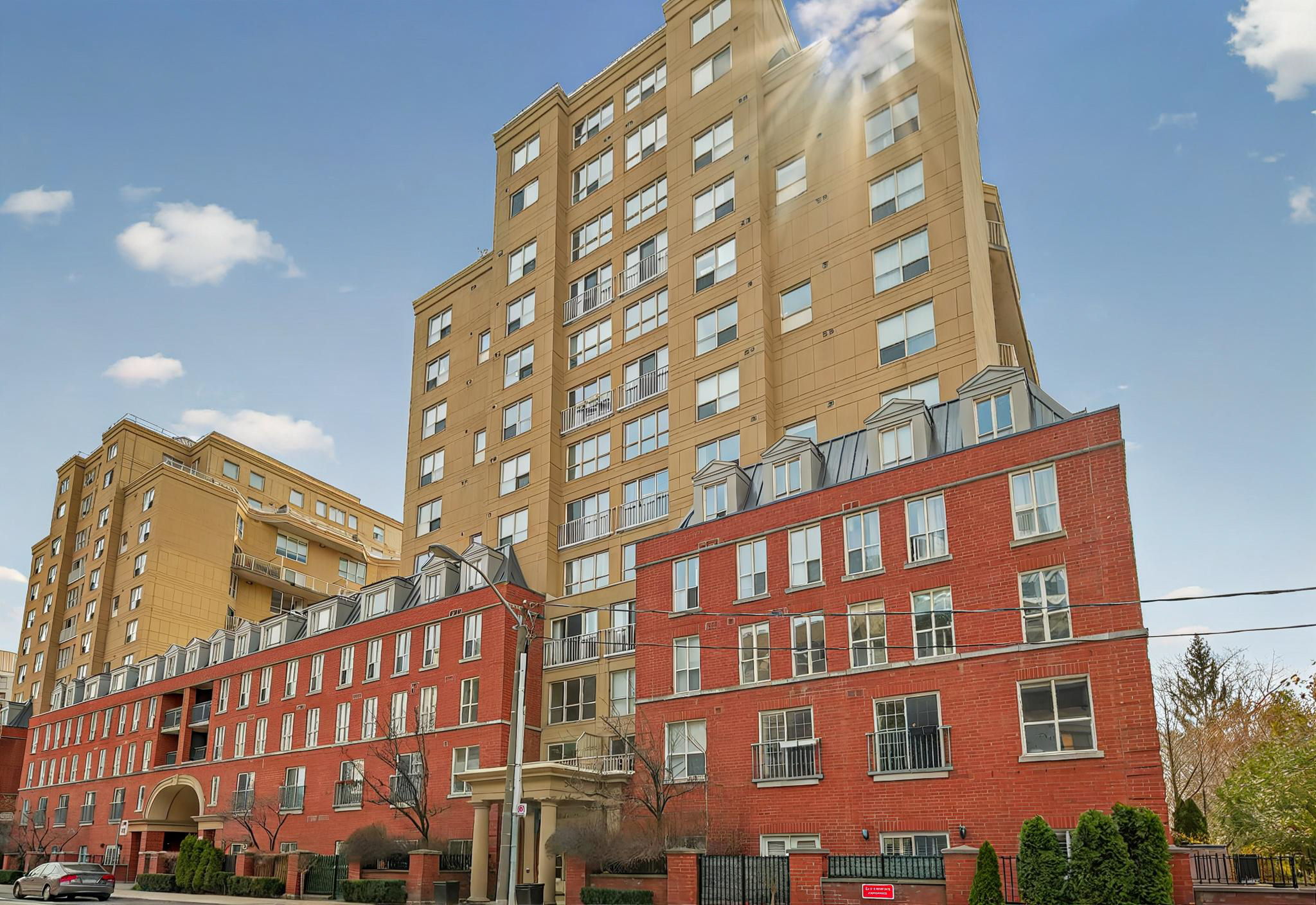 119 Merton St Unit 215 Toronto, ON M4S 3G5