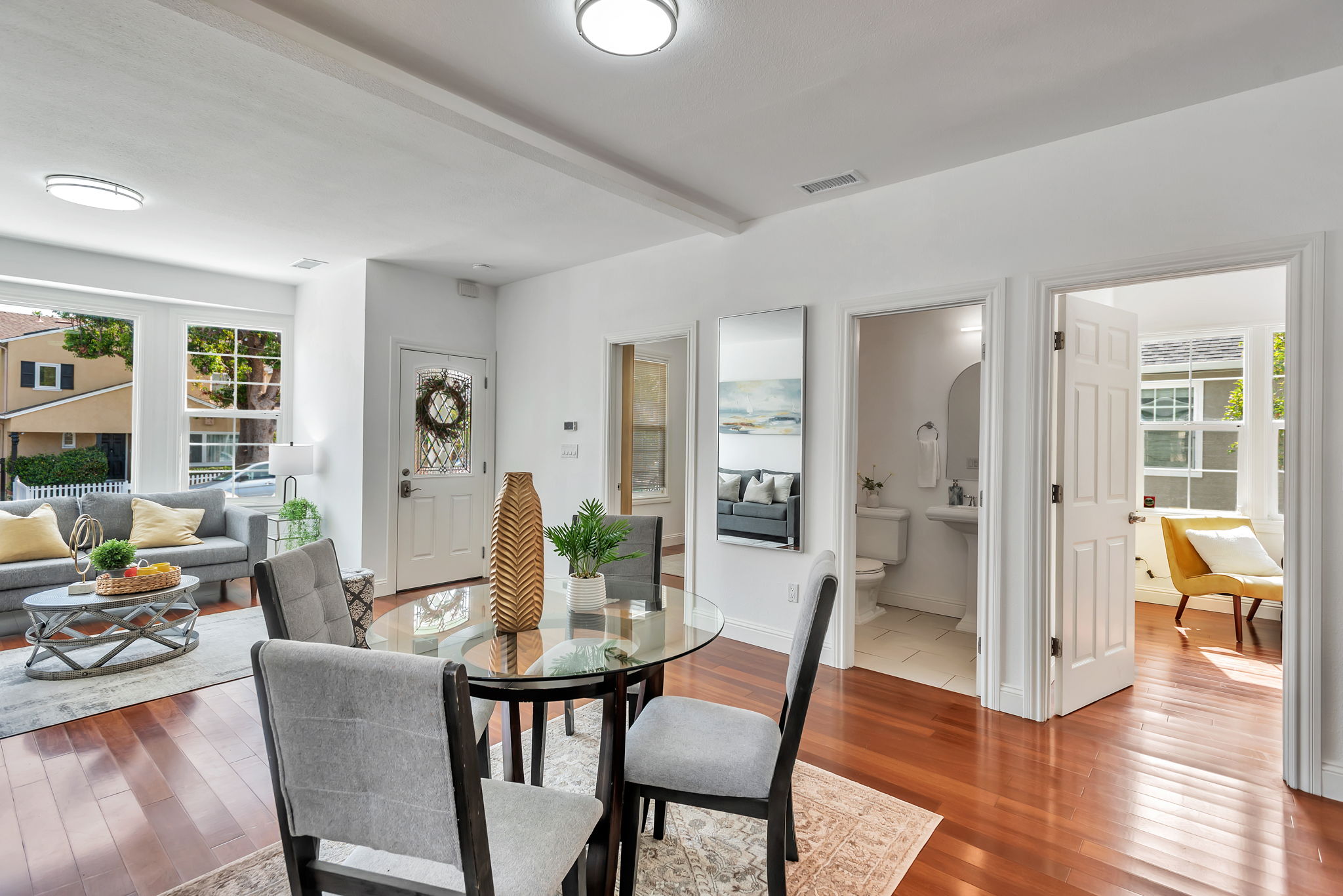 014_119 N Claremont St