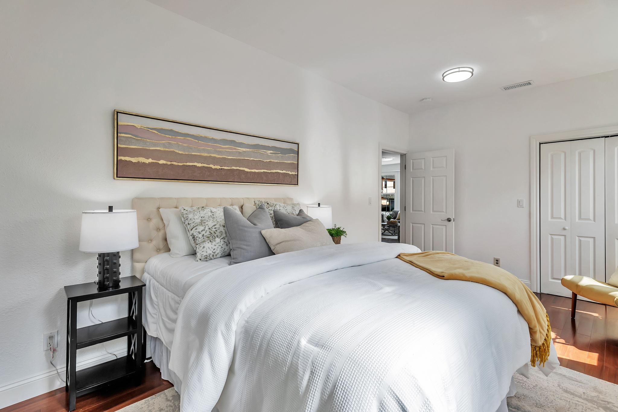 019_119 N Claremont St