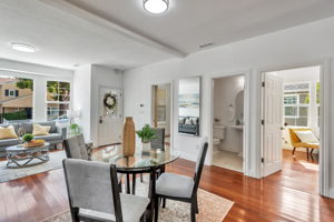 014_119 N Claremont St