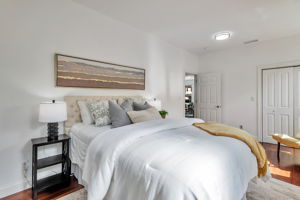 019_119 N Claremont St