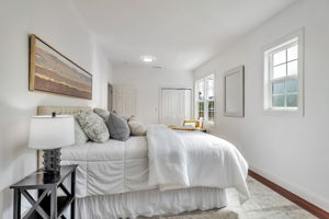 020_119 N Claremont St