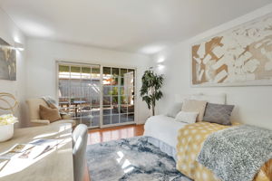 021_119 N Claremont St