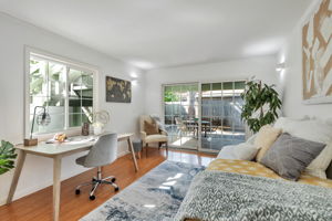 Office/guest room