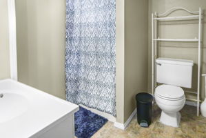 Photo 40