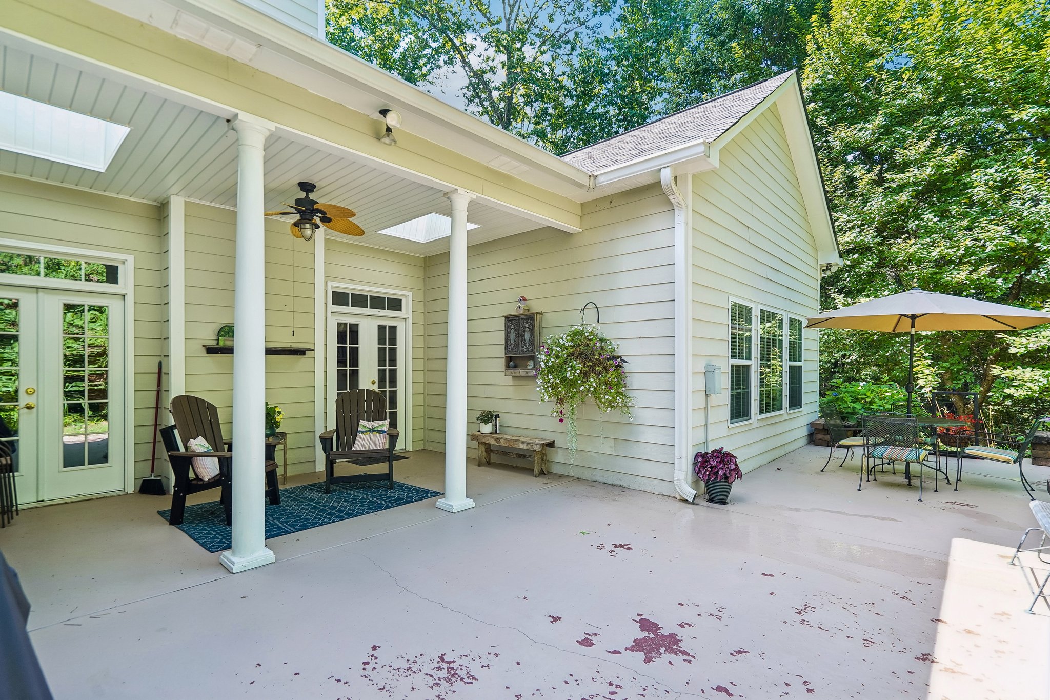 119 Pebble Creek Ln-S0408-035.jpg