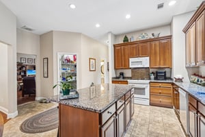 119 Pebble Creek Ln-S0408-019.jpg