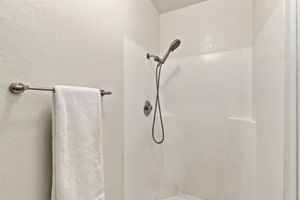  Photo 36