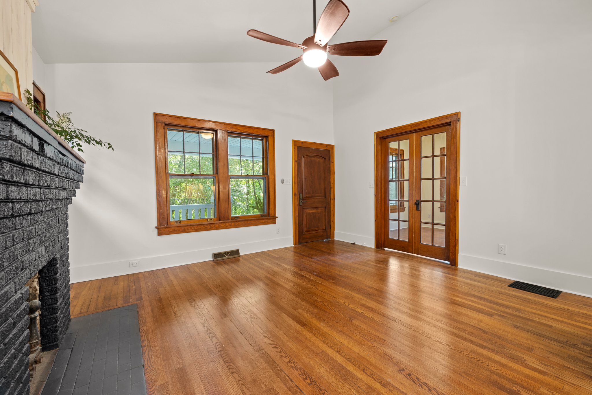 119 Unadilla Ave, Asheville, NC 28803, USA Photo 9