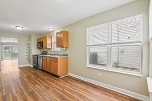 Village Green Dr-S3004-008.jpg