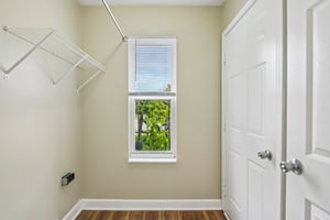 Village Green Dr-S3004-016.jpg