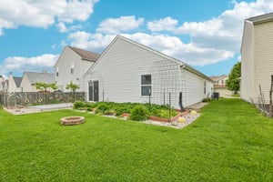 Village Green Dr-S3004-034.jpg