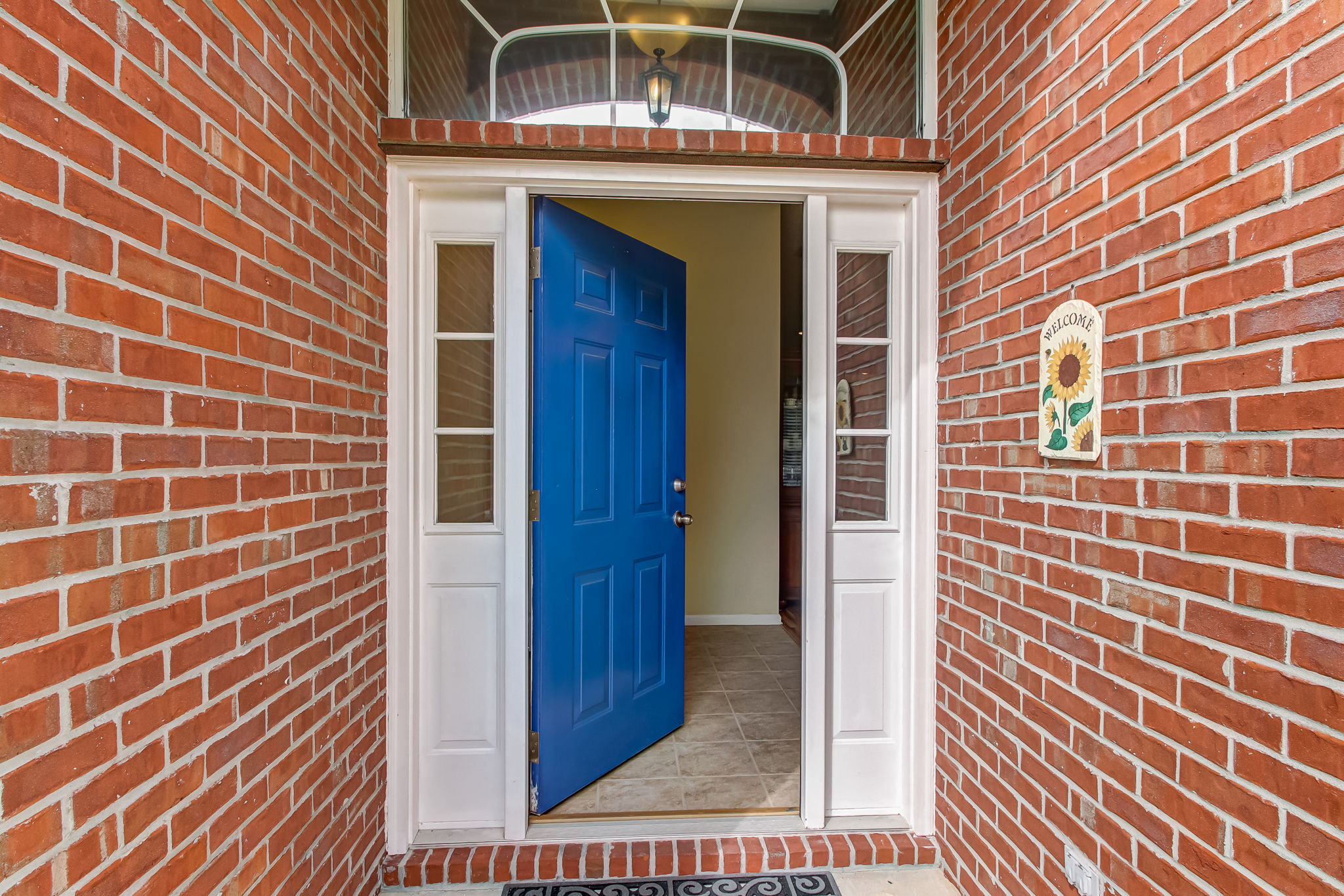 Front Entry Detail