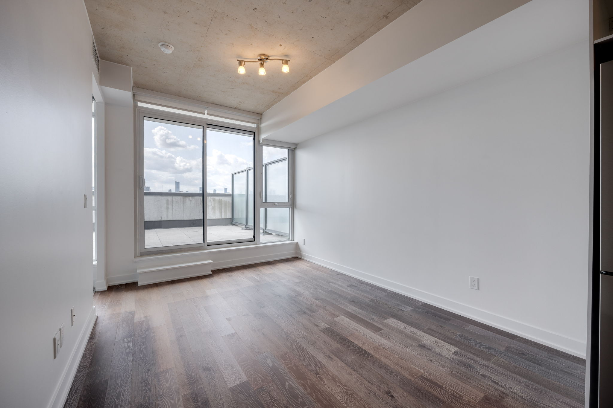 Toronto property showcase — delivered property photograph 7