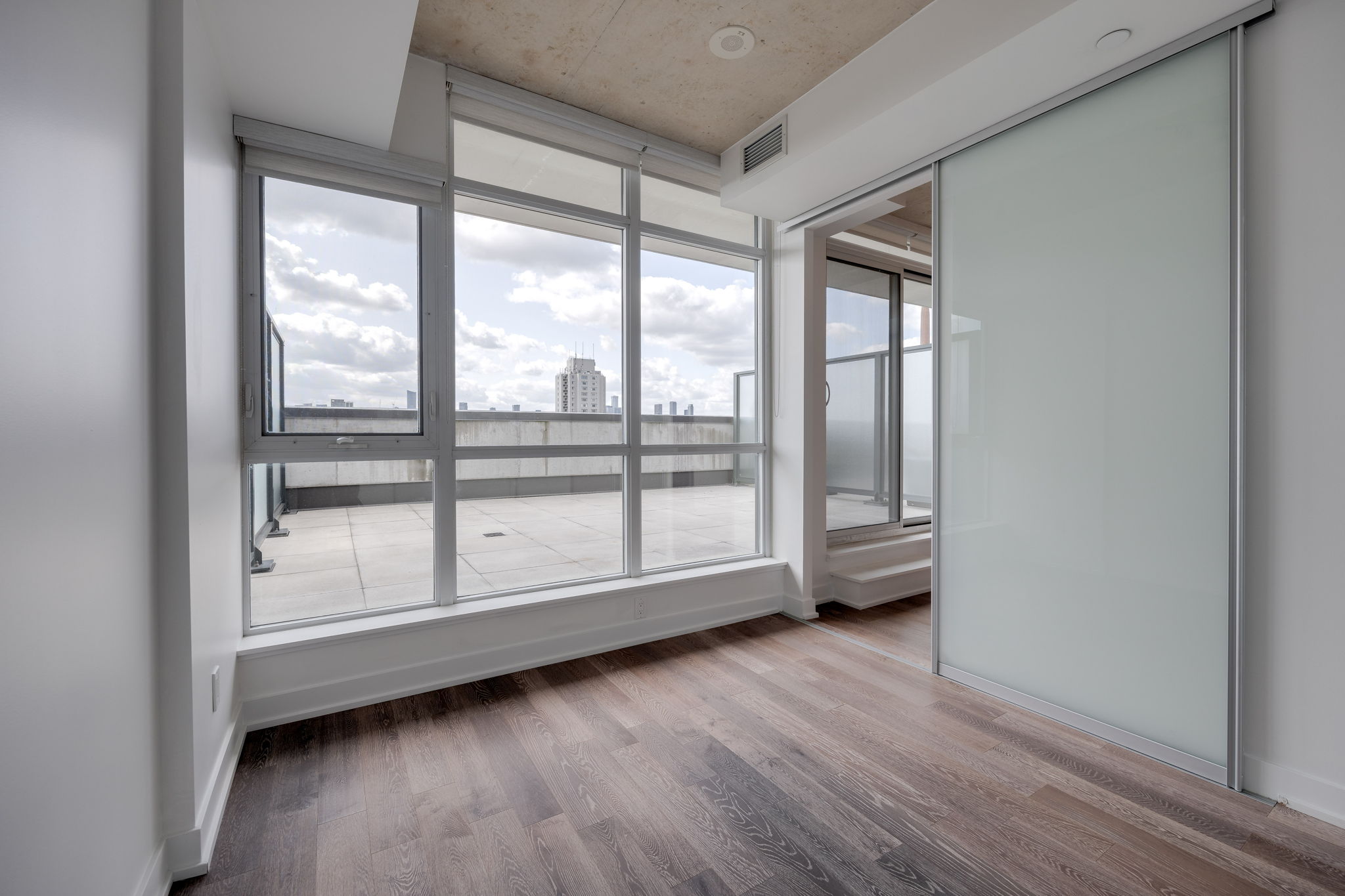 Toronto property showcase — delivered property photograph 13