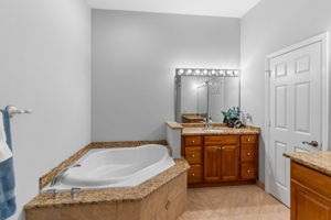 Primary bath – soaking tub