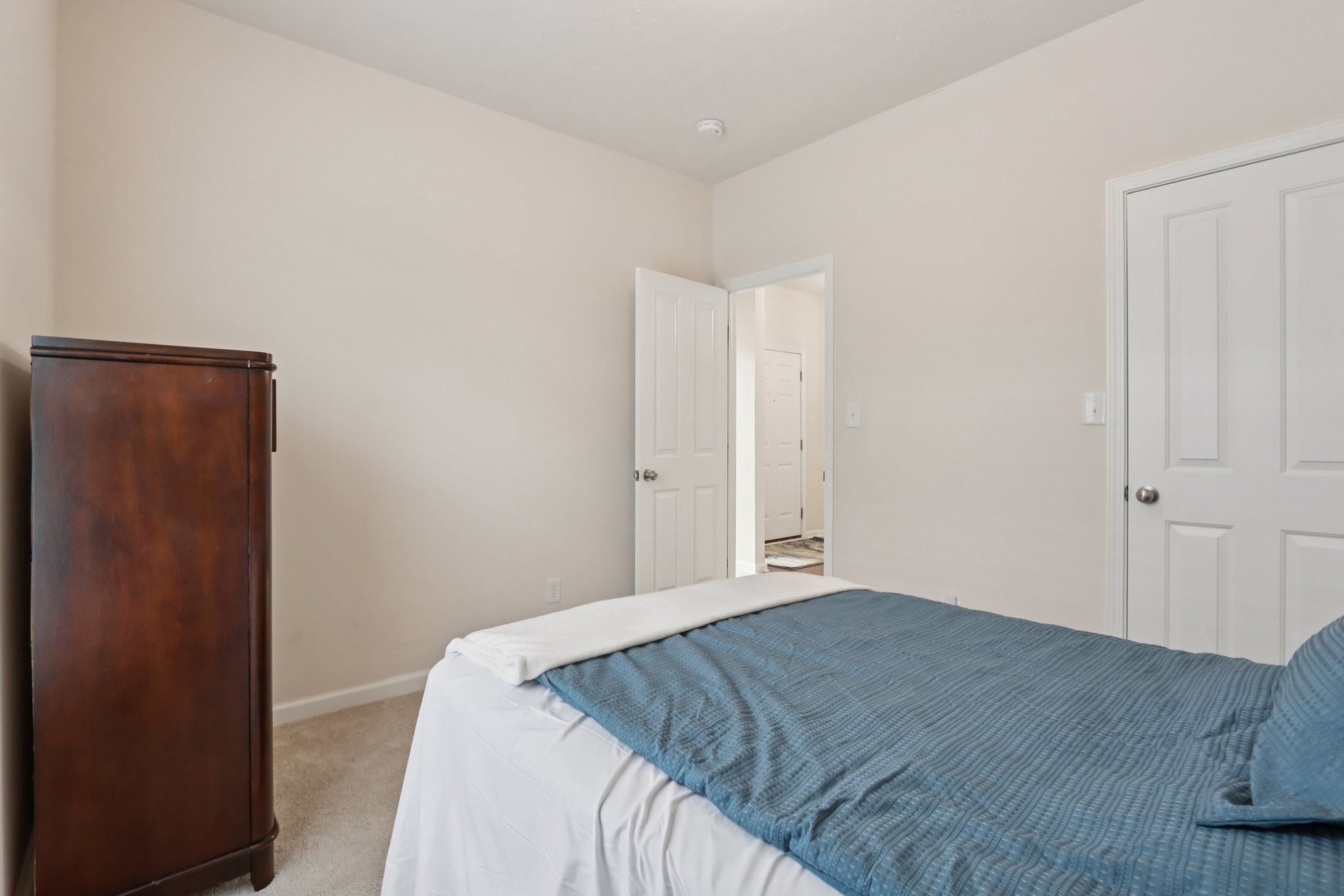 Avedon Way-S0212-023.jpg