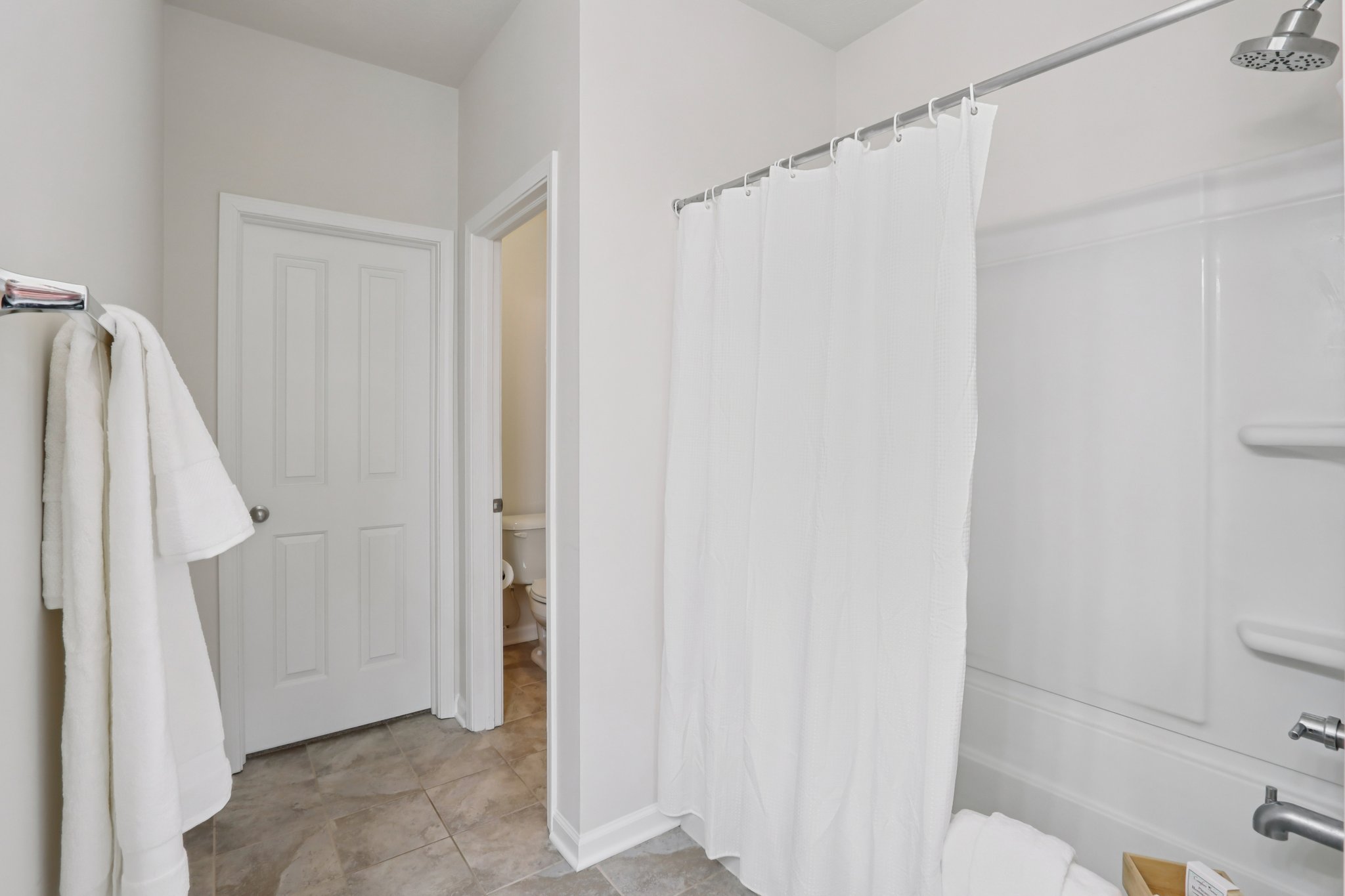 Avedon Way-S0212-031.jpg