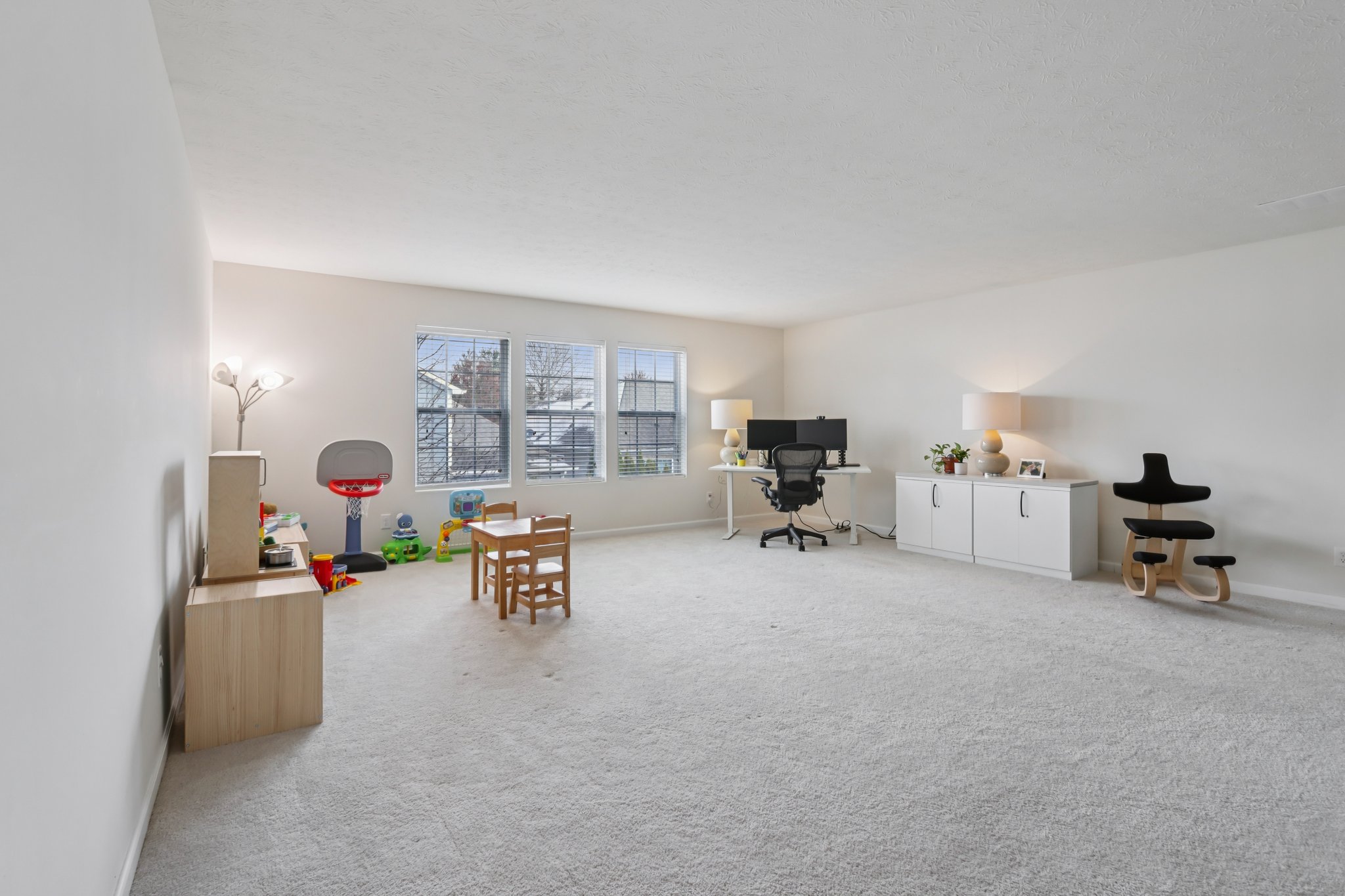 Avedon Way-S0212-033.jpg