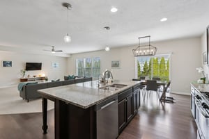 Avedon Way-S0212-018.jpg