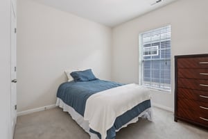 Avedon Way-S0212-022.jpg