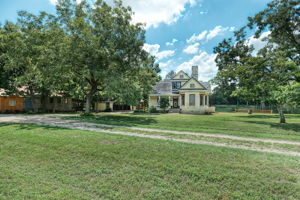 Front of Home/Parking