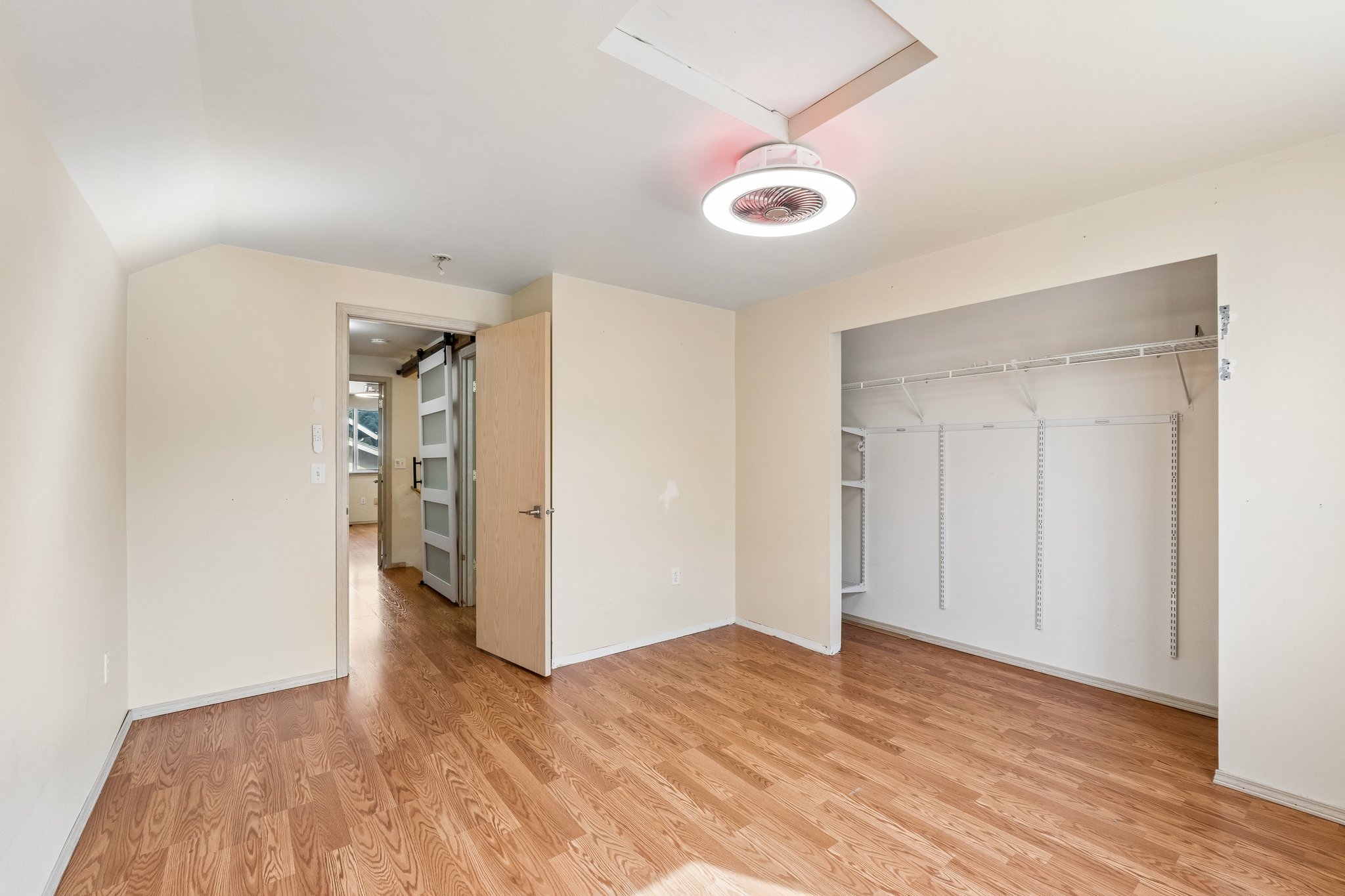 128 St Ct E-S0205-013.jpg