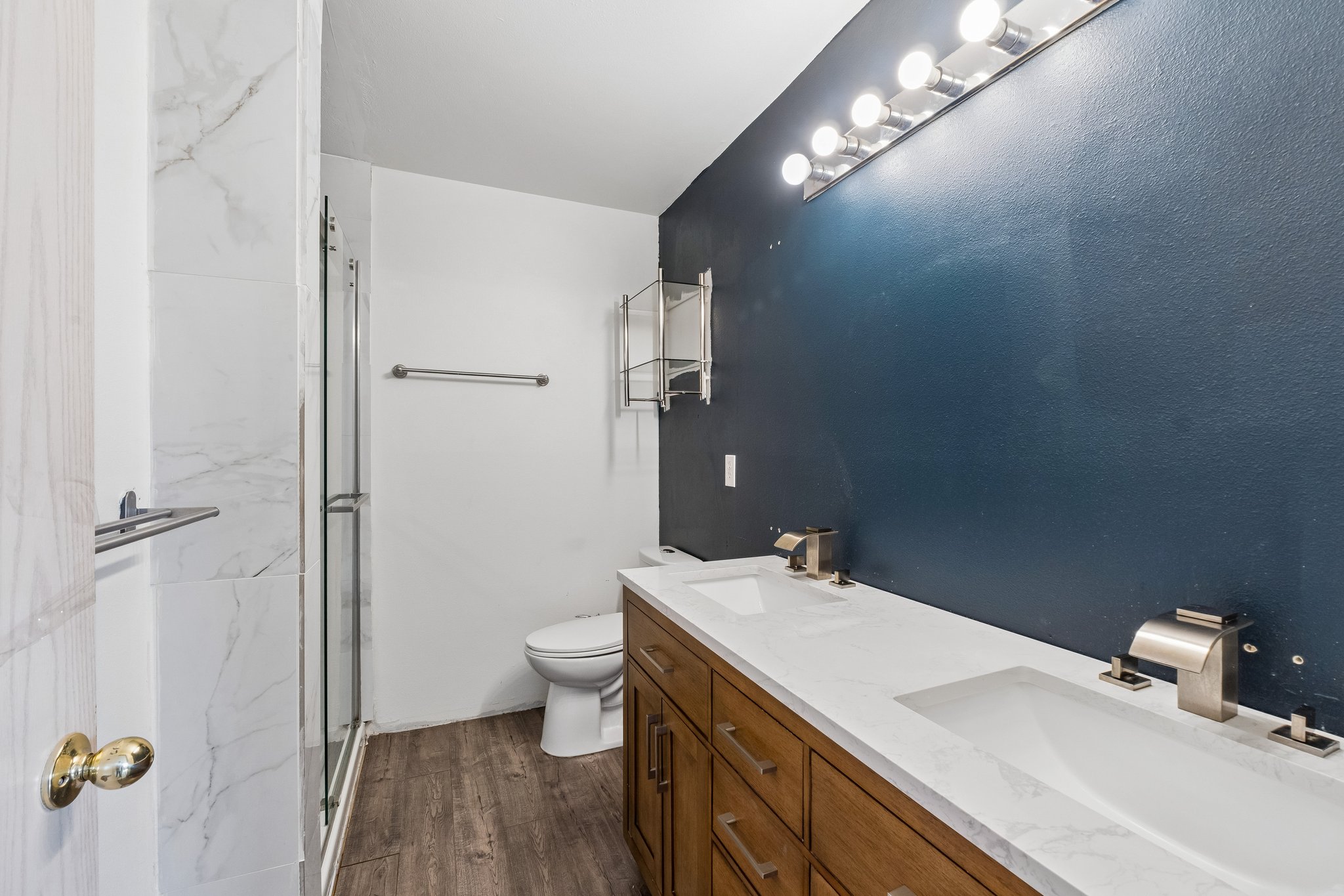 128 St Ct E-S0205-020.jpg