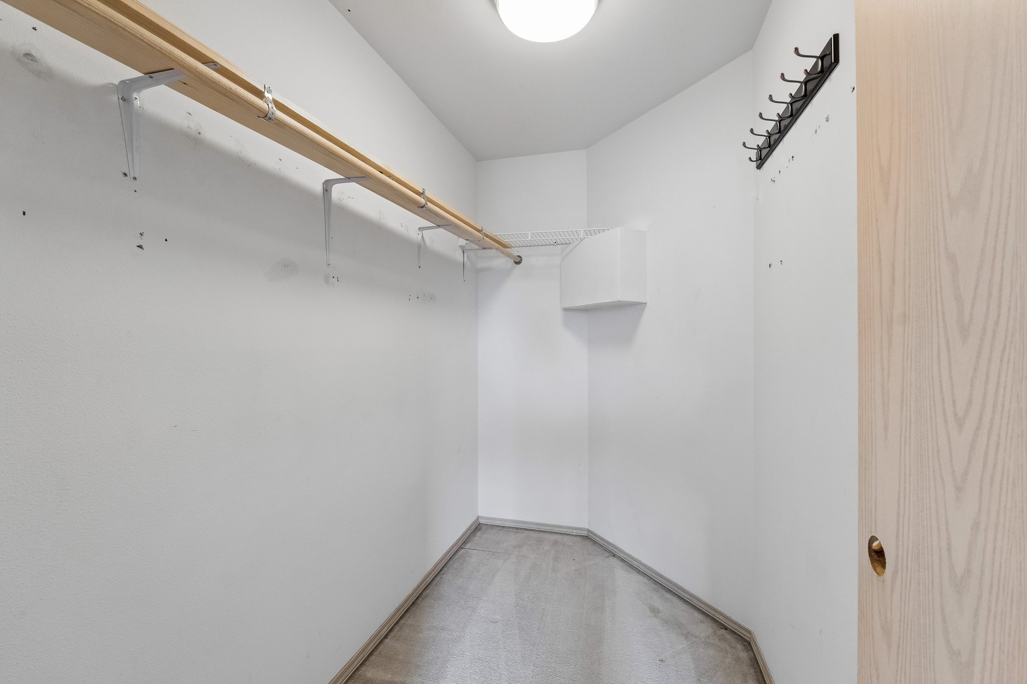 128 St Ct E-S0205-022.jpg