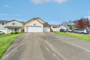 128 St Ct E-S0205-001.jpg